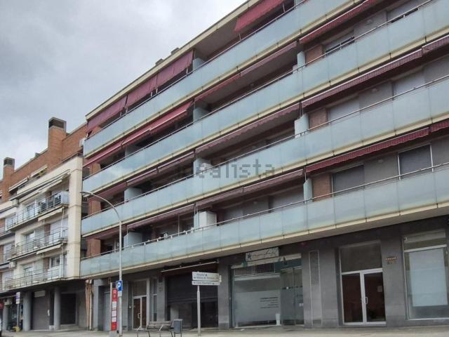 Local, Escoles, Terrassa