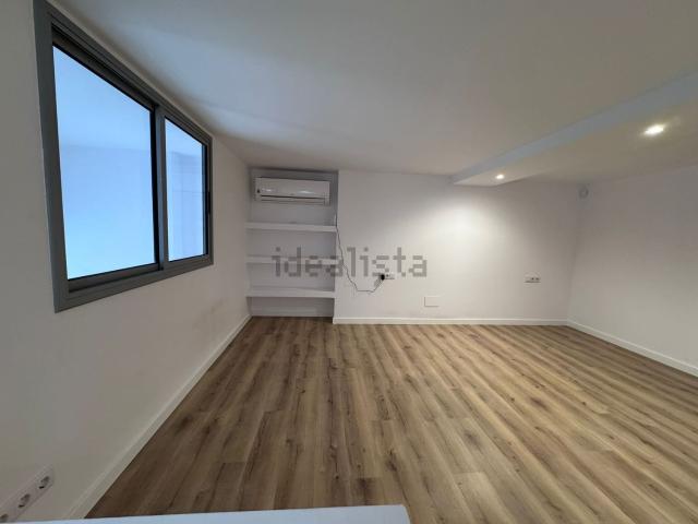 Local, Esplugues de Llobregat