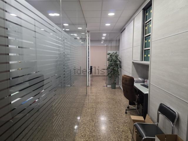 Local, Esplugues de Llobregat