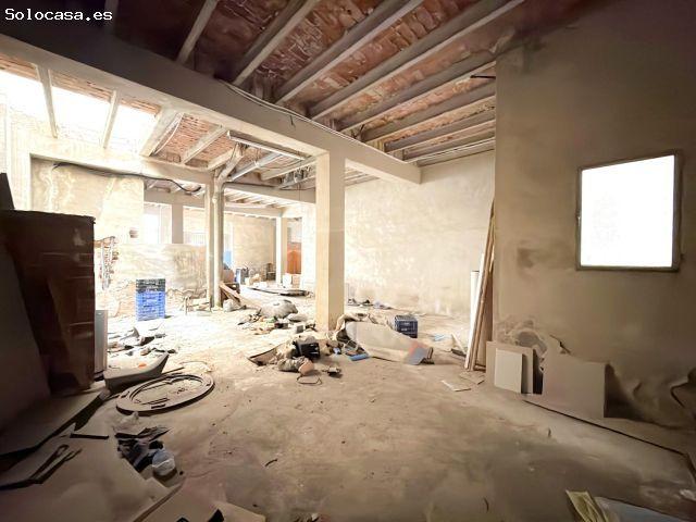 Local esquinero en venta en Gandía con gran potencial para vivienda | Excelente ubicación y múltipl
