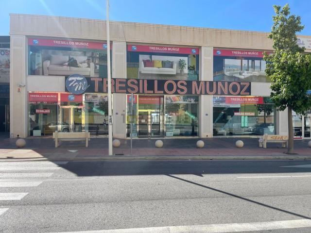 Local, Finestrat