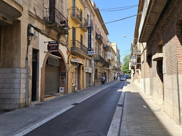 Local, Figueres