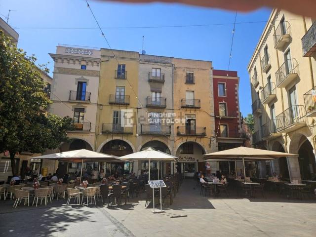 Local, Figueres