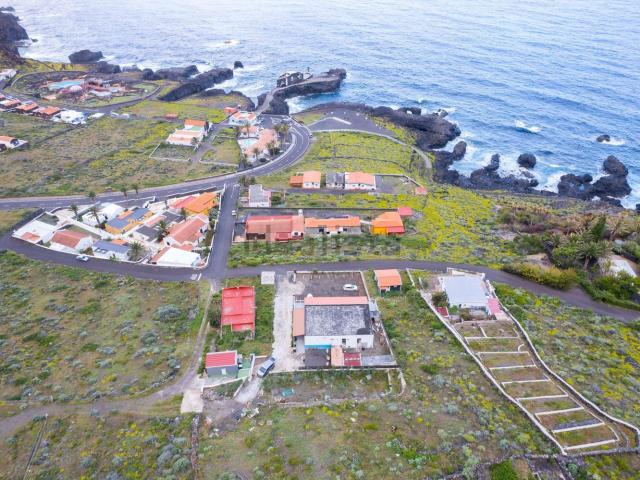 Local, Frontera