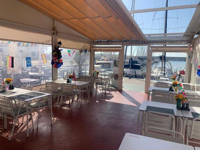Local, Fuengirola