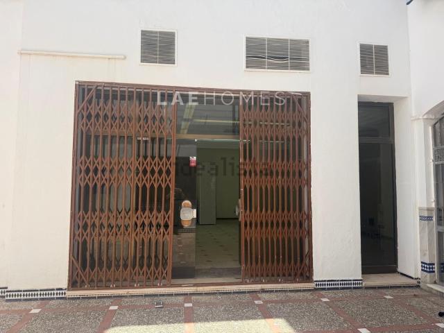 Local, Fuengirola