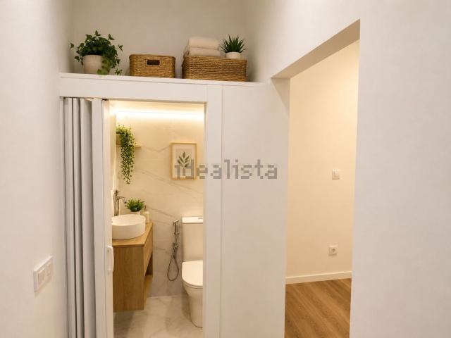 Local, Fuengirola