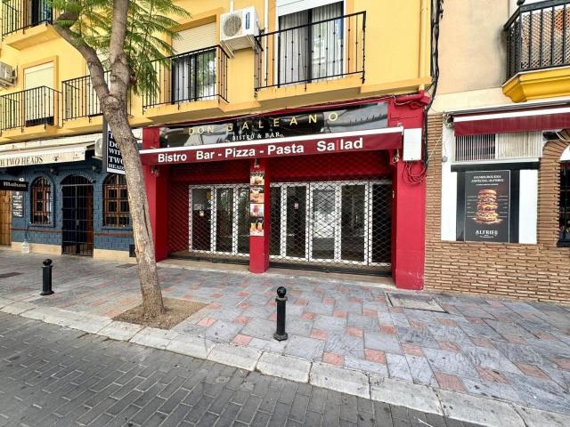 Local, Fuengirola