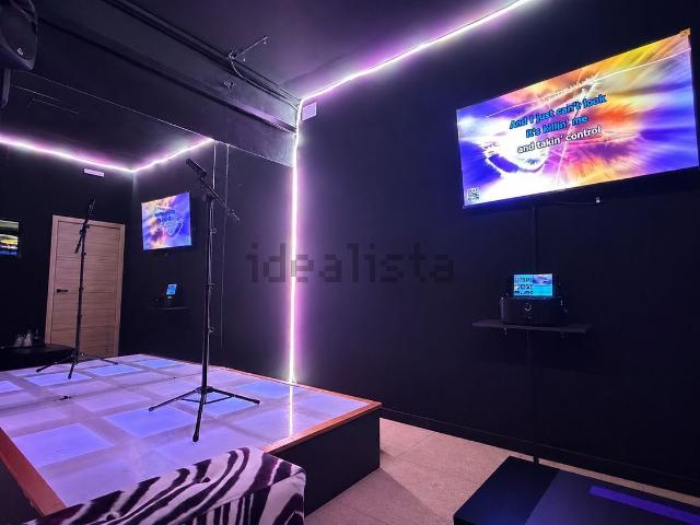 Local, Fuengirola
