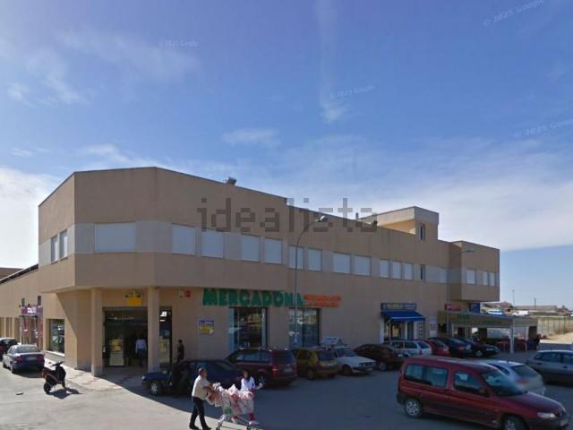 Local, Fuente Álamo