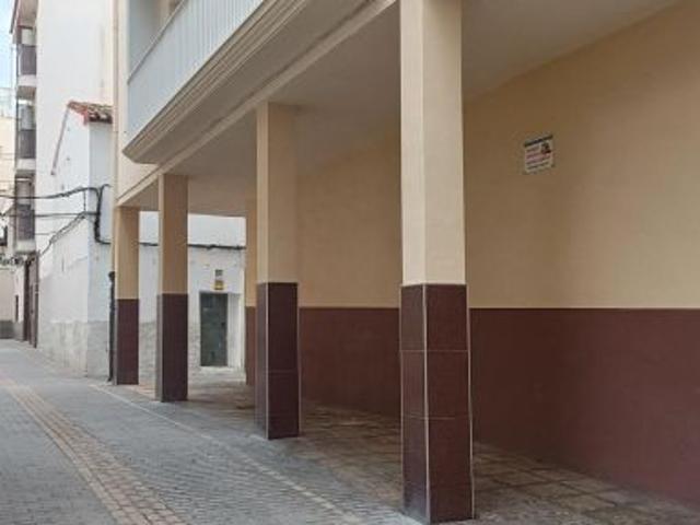 LOCAL, GARAJE O TRASTERO A PIE DE CALLE EN EL CENTRO DE BENIDORM