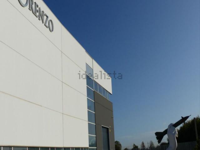 Local, Gavà