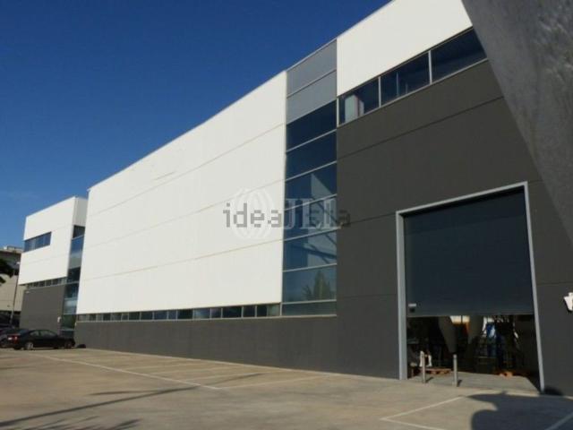 Local, Gavà