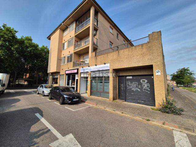 Local, Girona