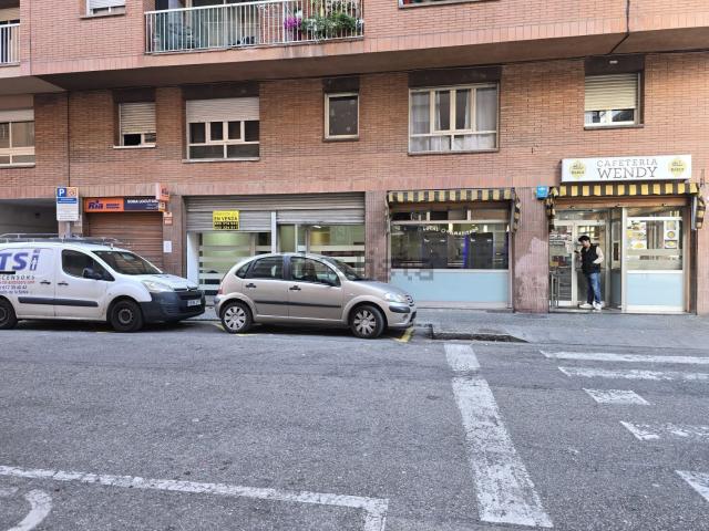 Local, Girona