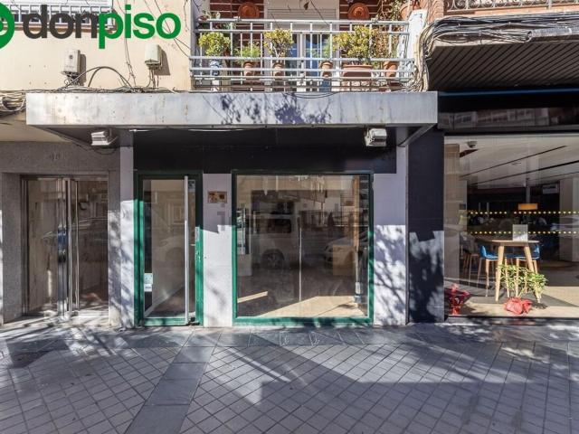 Local, Granada