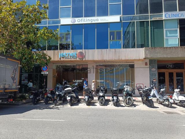 Local, Granada