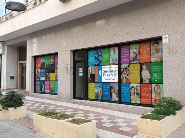 Local, Granada