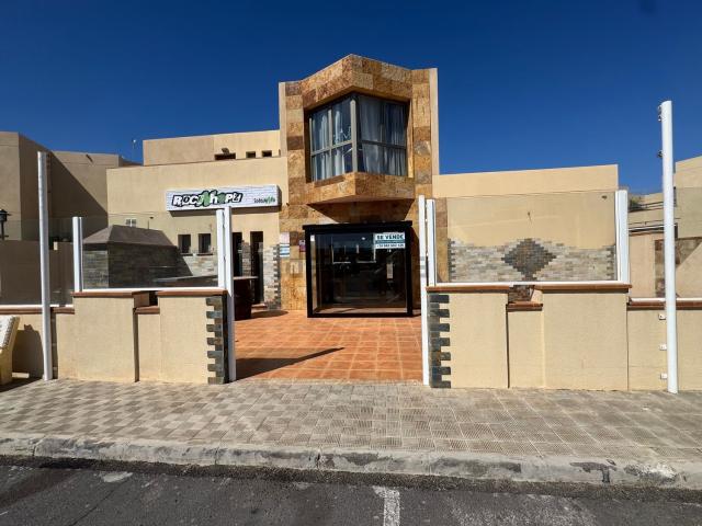 Local, Granadilla de Abona