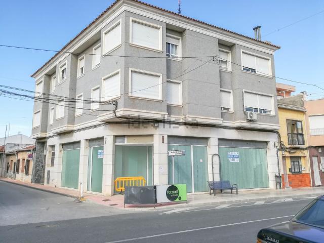 Local, Granja de Rocamora