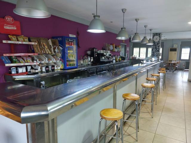 Local, Granyanella