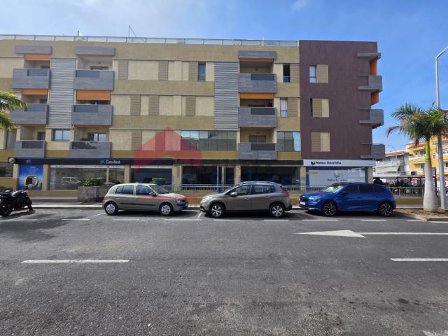 Local, Guia de Isora