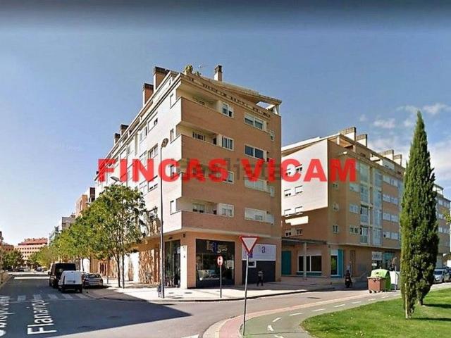 Local, Huesca
