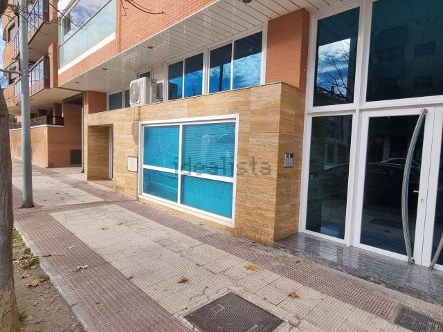 Local, Huesca