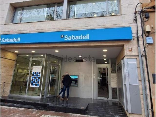 Local, Igualada