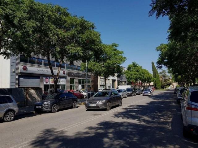 Local, Igualada