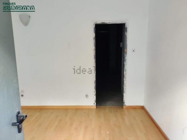 Local, Igualada