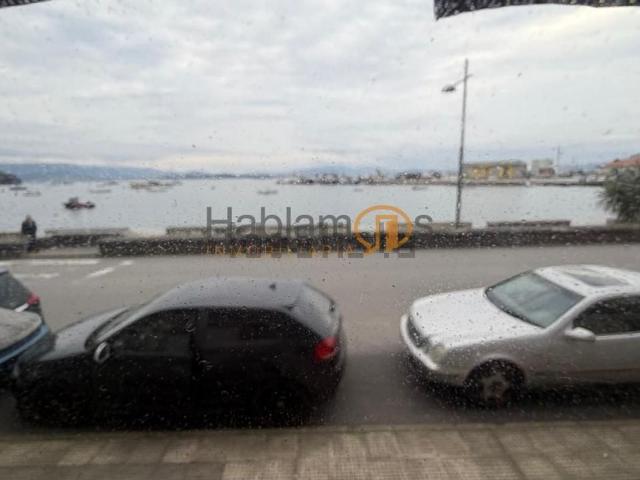 Local, Illa de Arousa