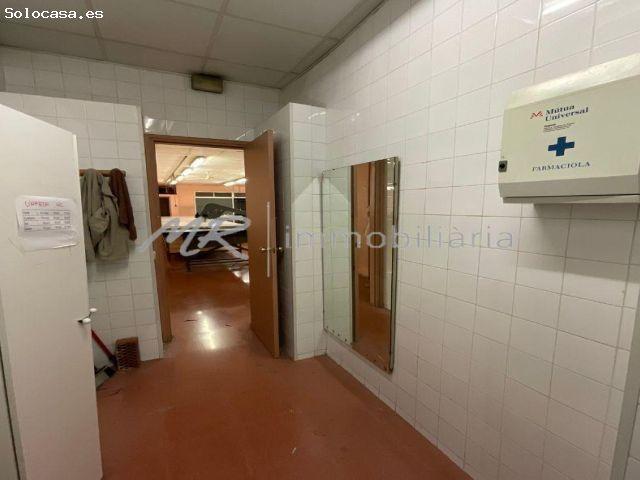 Local industrial céntrico en venta en Granollers!