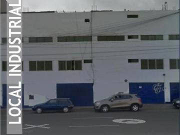 Local Industrial 2335 m² de 2 pisos con frente a la avenida en Cercado de Lima