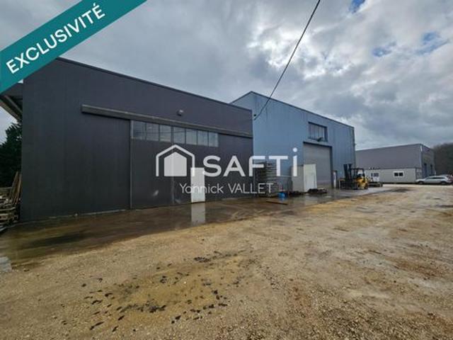 Local industriel à vendre 24400