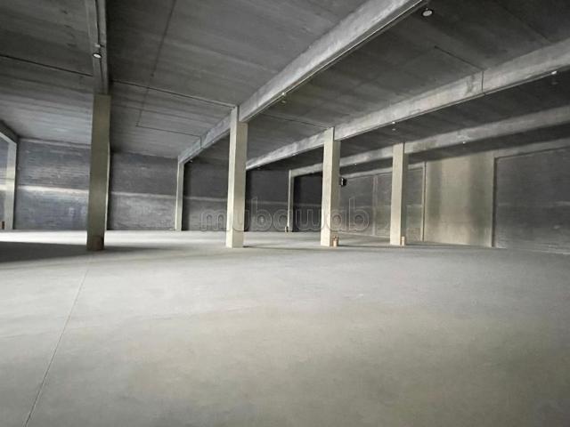 Local Industriel Superficie de 2200 m² – Aïn Sebaâ