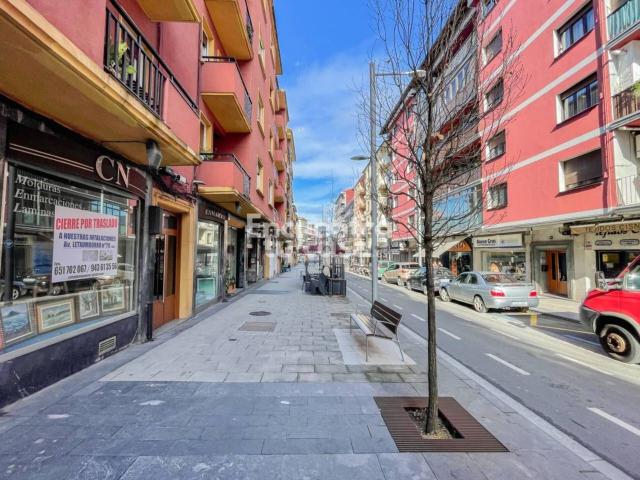 Local, Irun