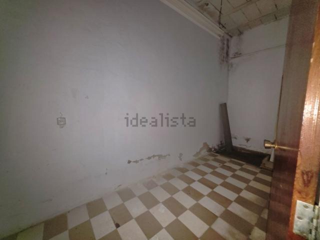Local, La Vall d&apos Uixo
