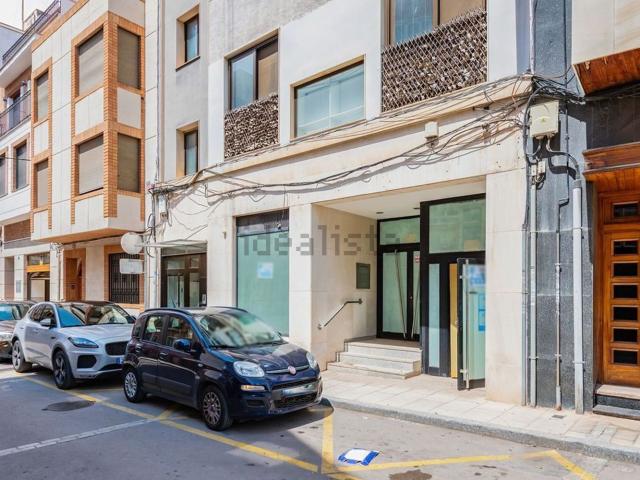 Local, La Vall d&apos Uixo