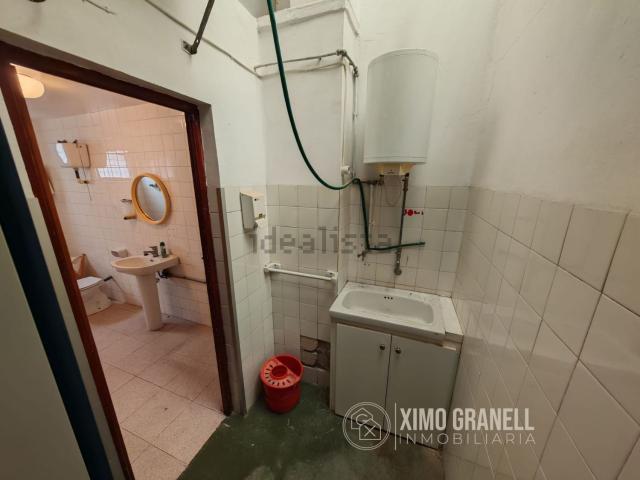 Local, La Vall d&apos Uixo