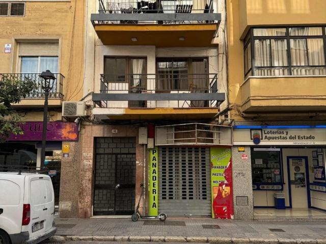 Local, La Victoria, Málaga