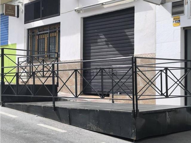 Local, La Zubia
