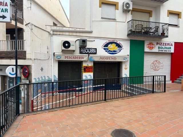 Local, La Zubia