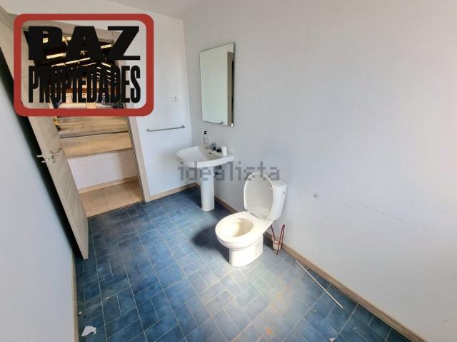 Local, La Colilla