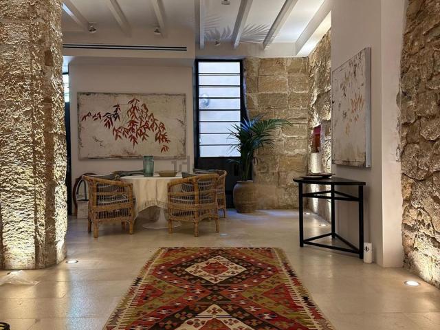 Local, La Llotja, Palma de Mallorca