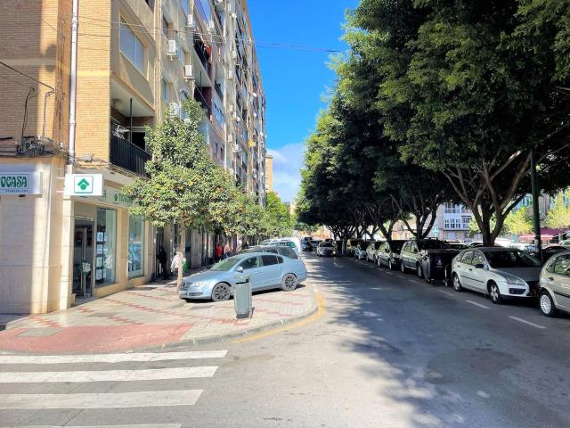 Local, La Luz, Málaga