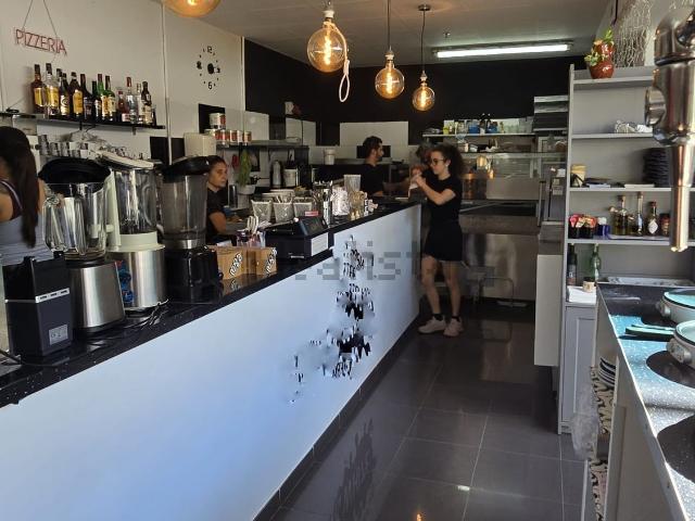 Local, La Oliva