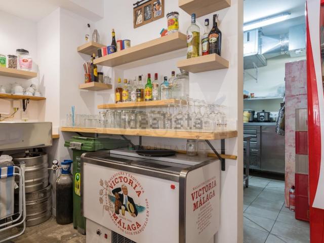 Local, La Oliva