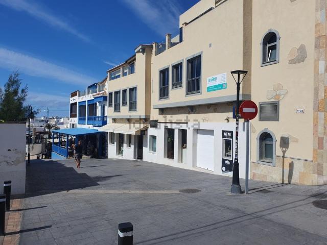 Local, La Oliva