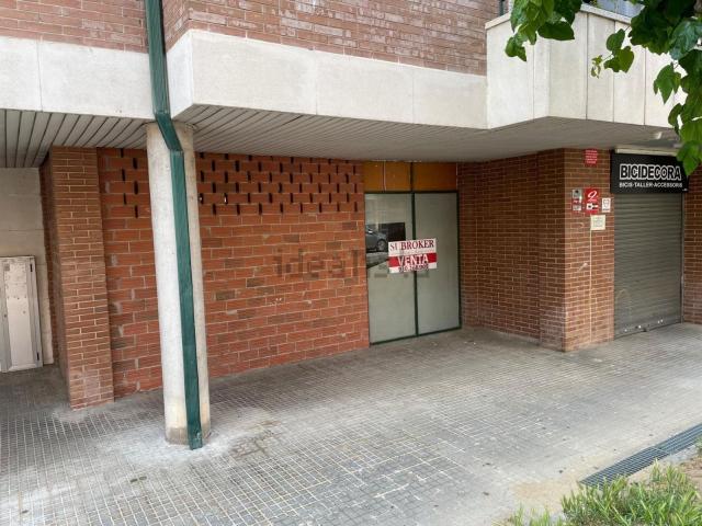 Local, La Roca del Vallès